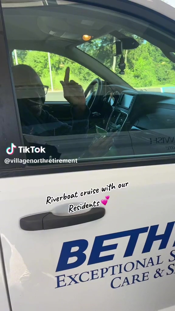 Village North Residents attend Riverboat Cruise